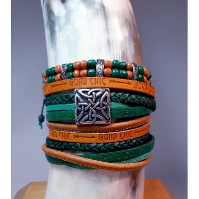 Warm turquoise-groen met cognac Warm turquoise-groen met cognac